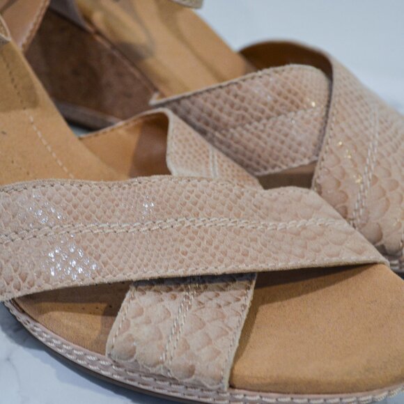 CLARKS | TAN HELIO LATITUDE WEDGE SANDAL - Picture 5 of 7